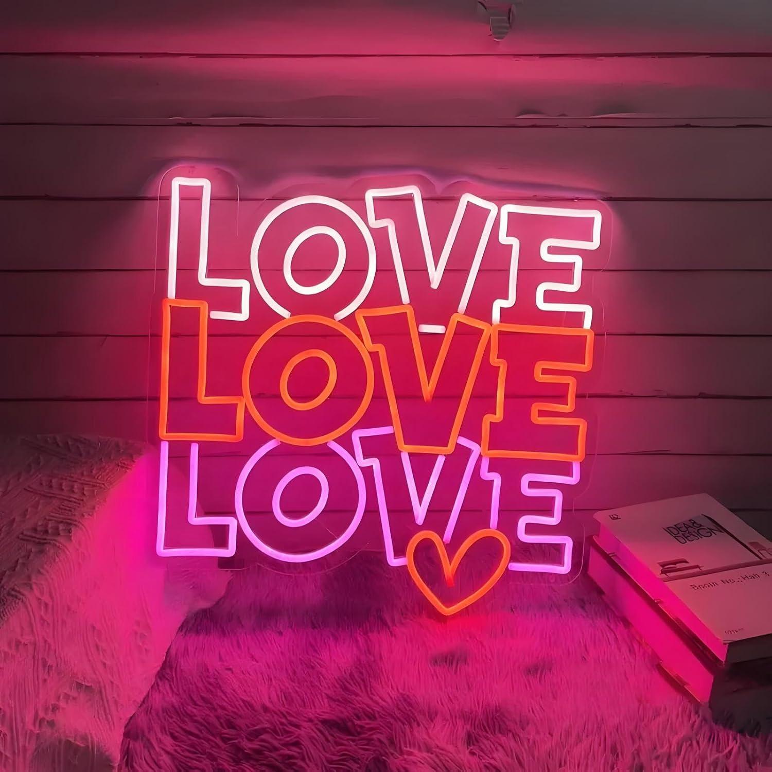 Wedding Lighting And Decor - لافتة نيون على شكل كلمة 