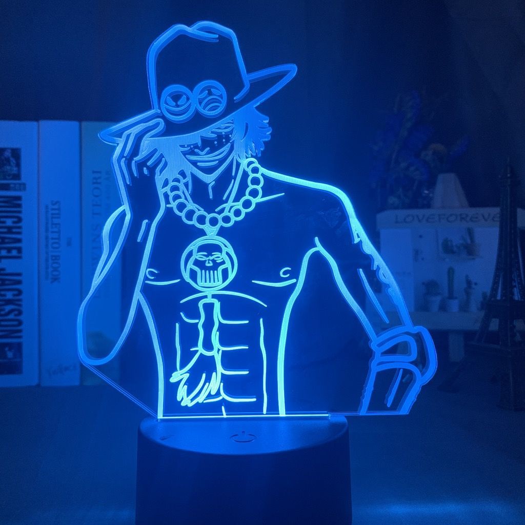 تمثال أكريليك مضيء لشخصية إيس  - مراجعة Lighting Decor Items وسعره
